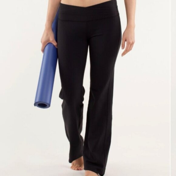 Lululemon Astro Pant Black EUC - Picture 1 of 13